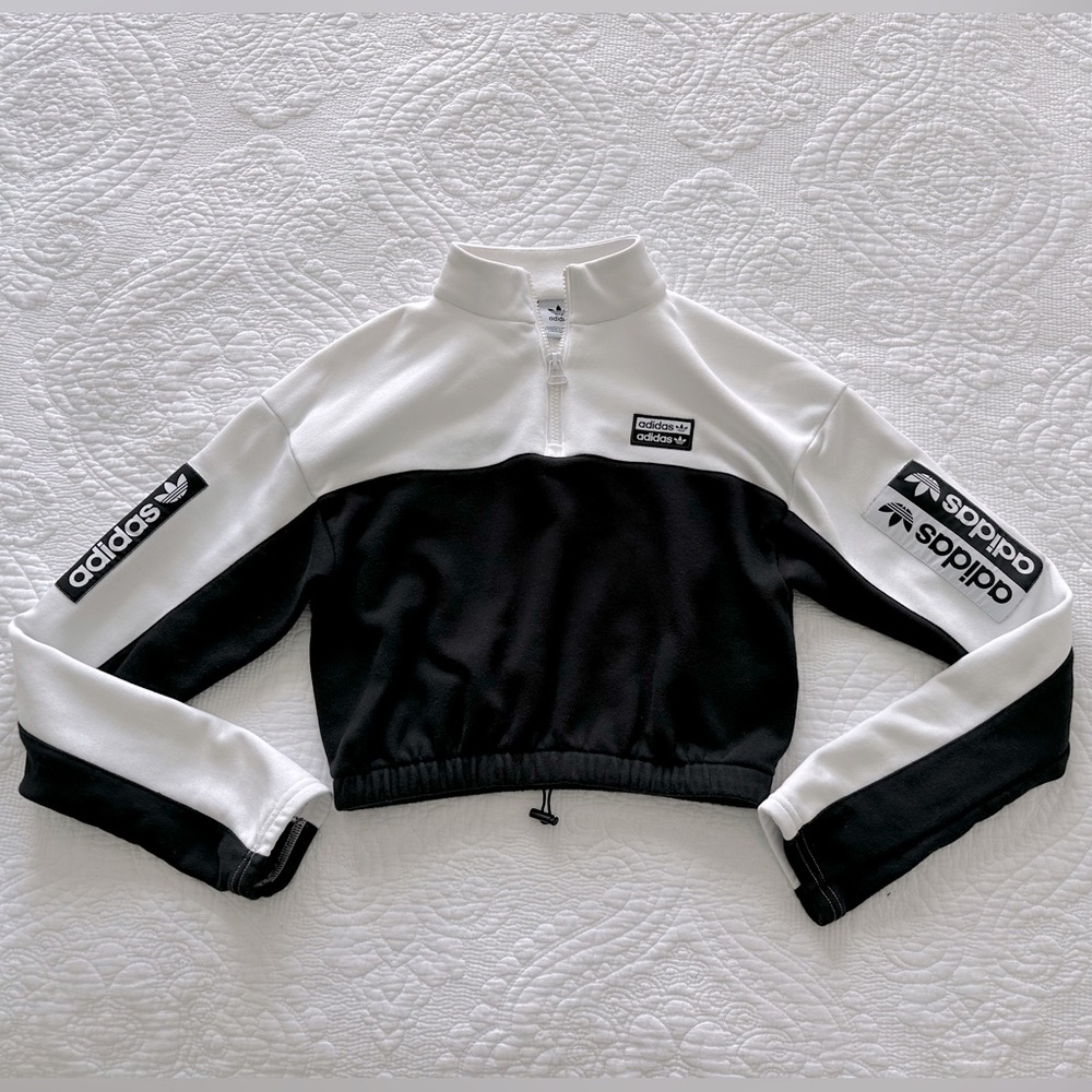 Adidas Cropped pullover sweater